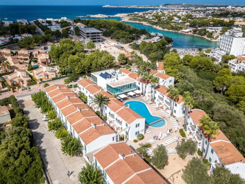 Club Cales de Ponent, Santandría, Menorca