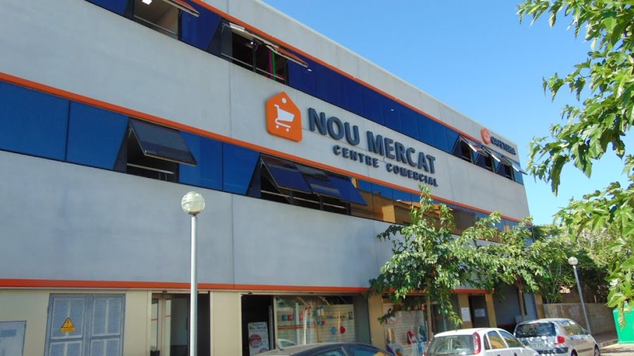 Centro Comercial Nou Mercat en Ciutadella